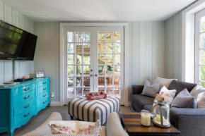 Garden Studio Just minutes to Naples Sandy Beaches